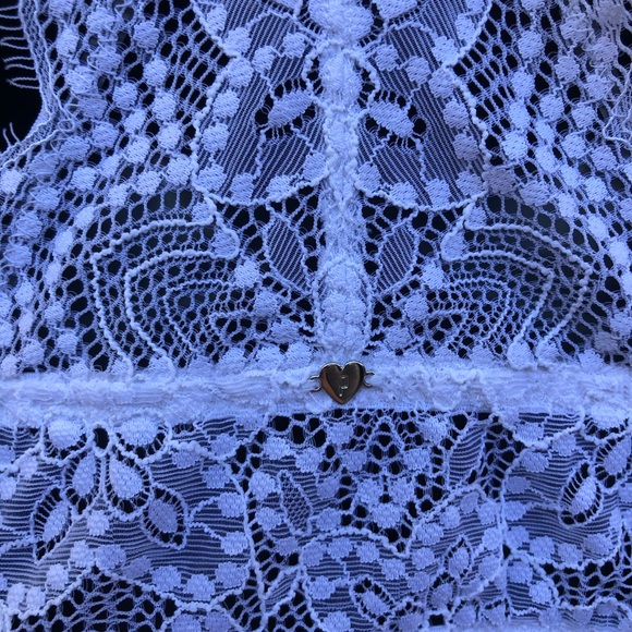 Victoria’s Secret pink lace bralette - Picture 5 of 5